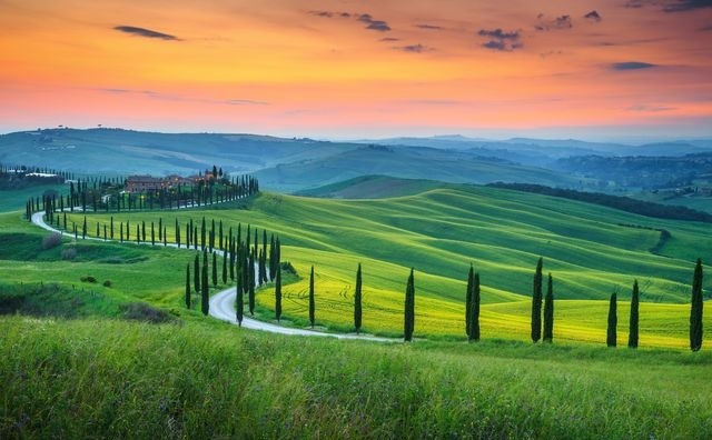 Best Places to Travel in Month of October: Tuscany, Italy