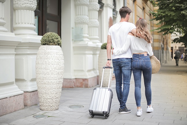 couple traveling together